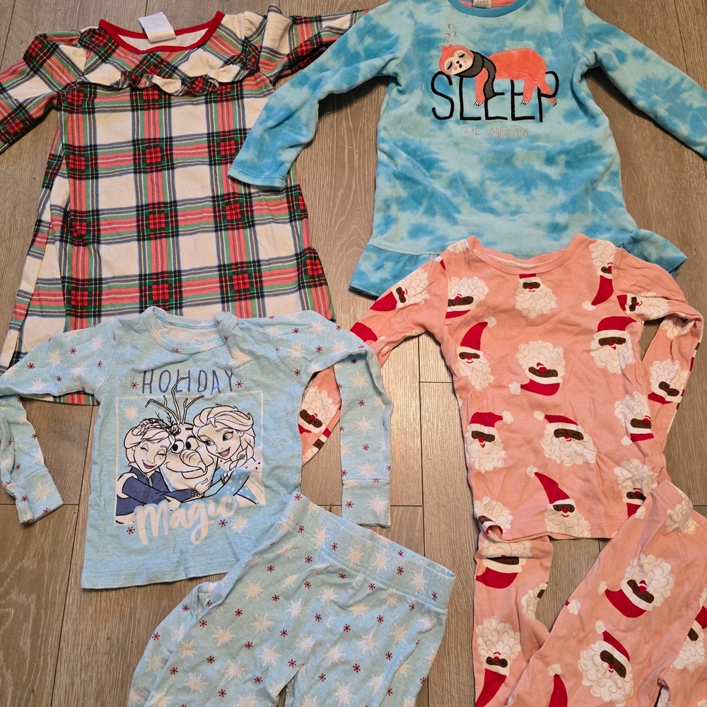 Girls 4T Christmas Pajama Lot 4pc Bundle Nightgowns & Sets